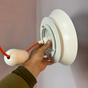 Lamellenlampe weiß von Horn aus Dänemark