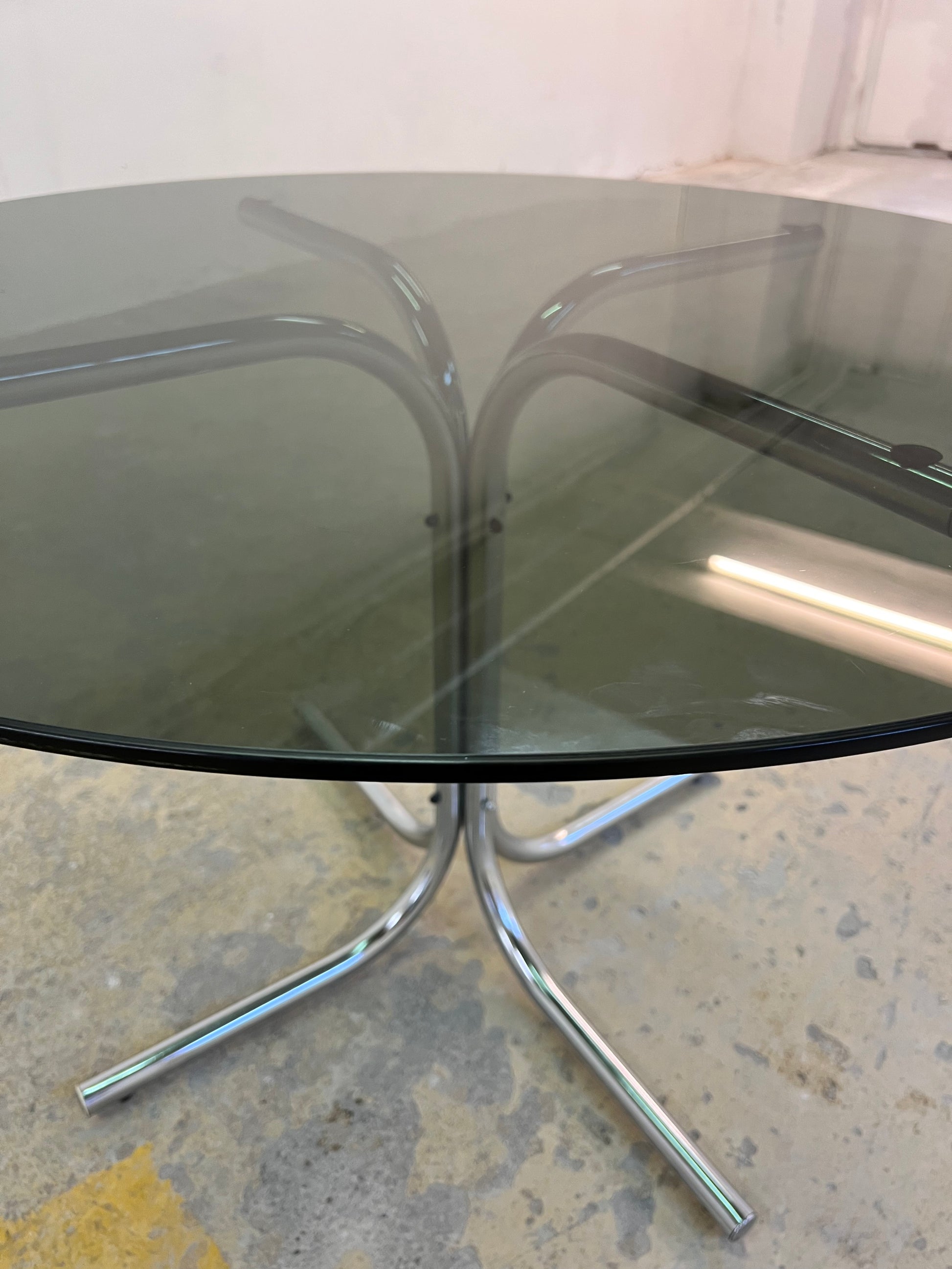 Runder Esstisch Rauchglas & Chrom