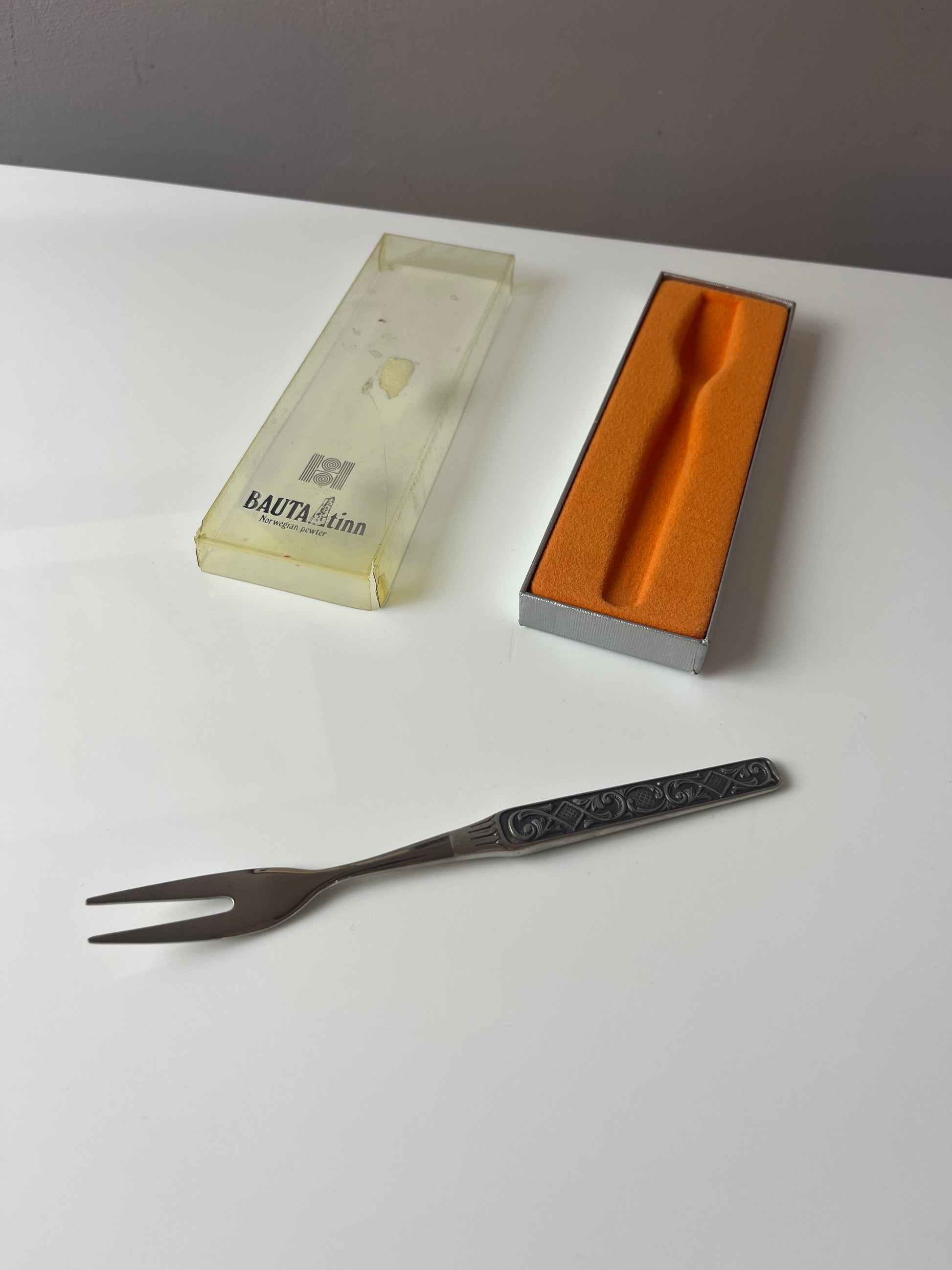 Serviergabel Zinn von Bauta Tinn Norwegen