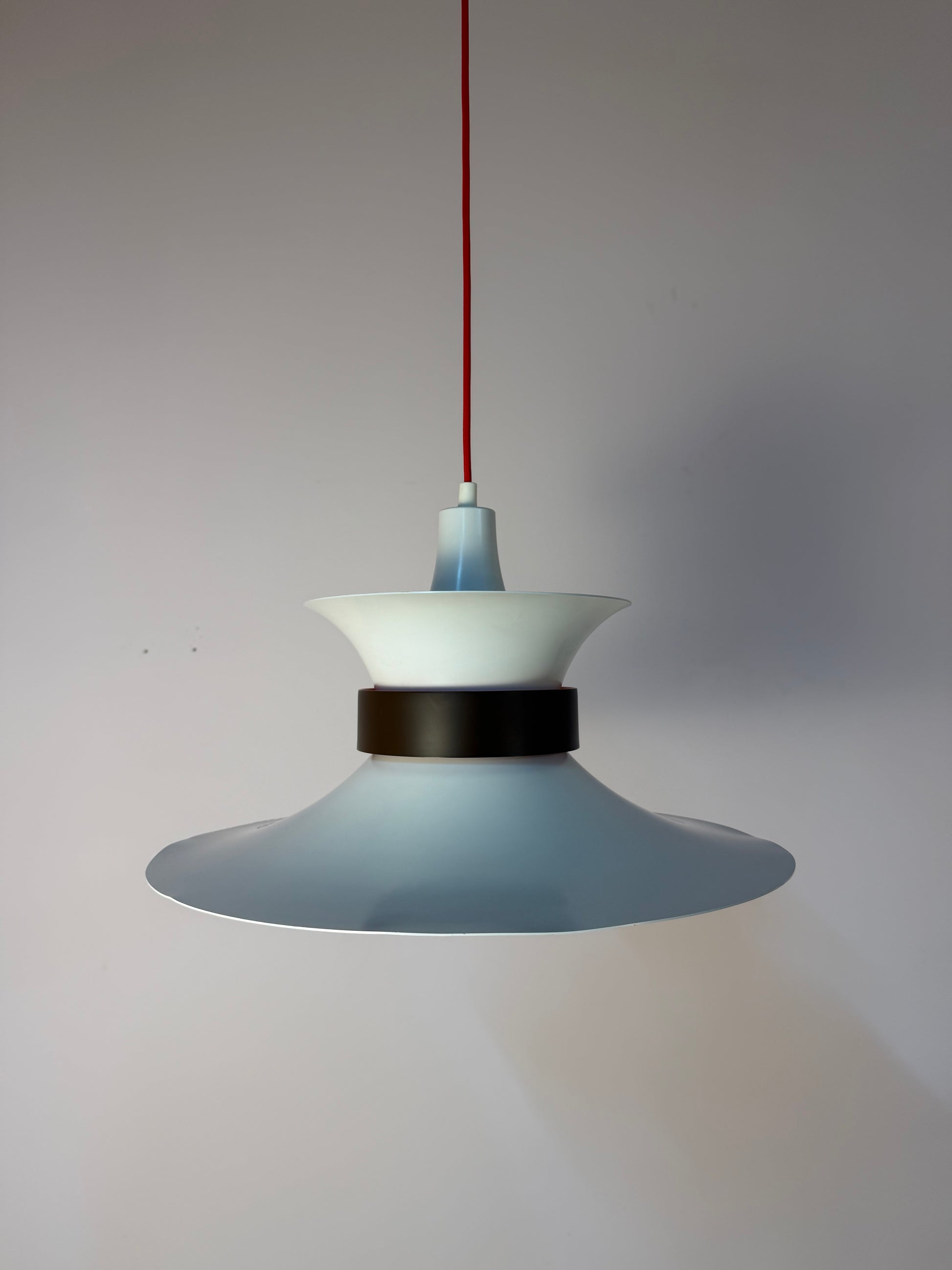 Lamellenlampe weiß schwarz von Bent Nordsted für Lyskaer Belysning