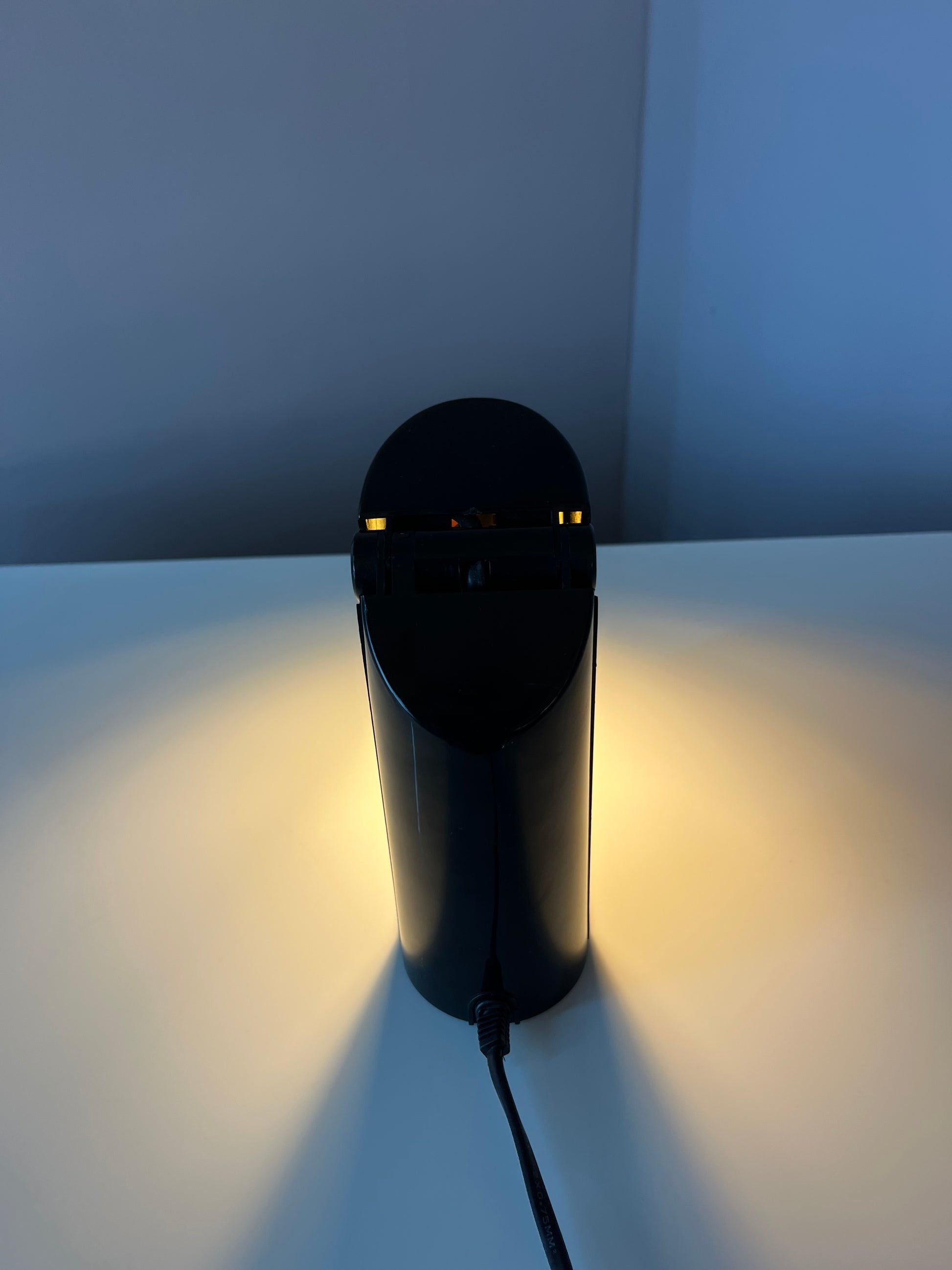 Tisch- und Wandlampe Manon schwarz von Yamada Shomei