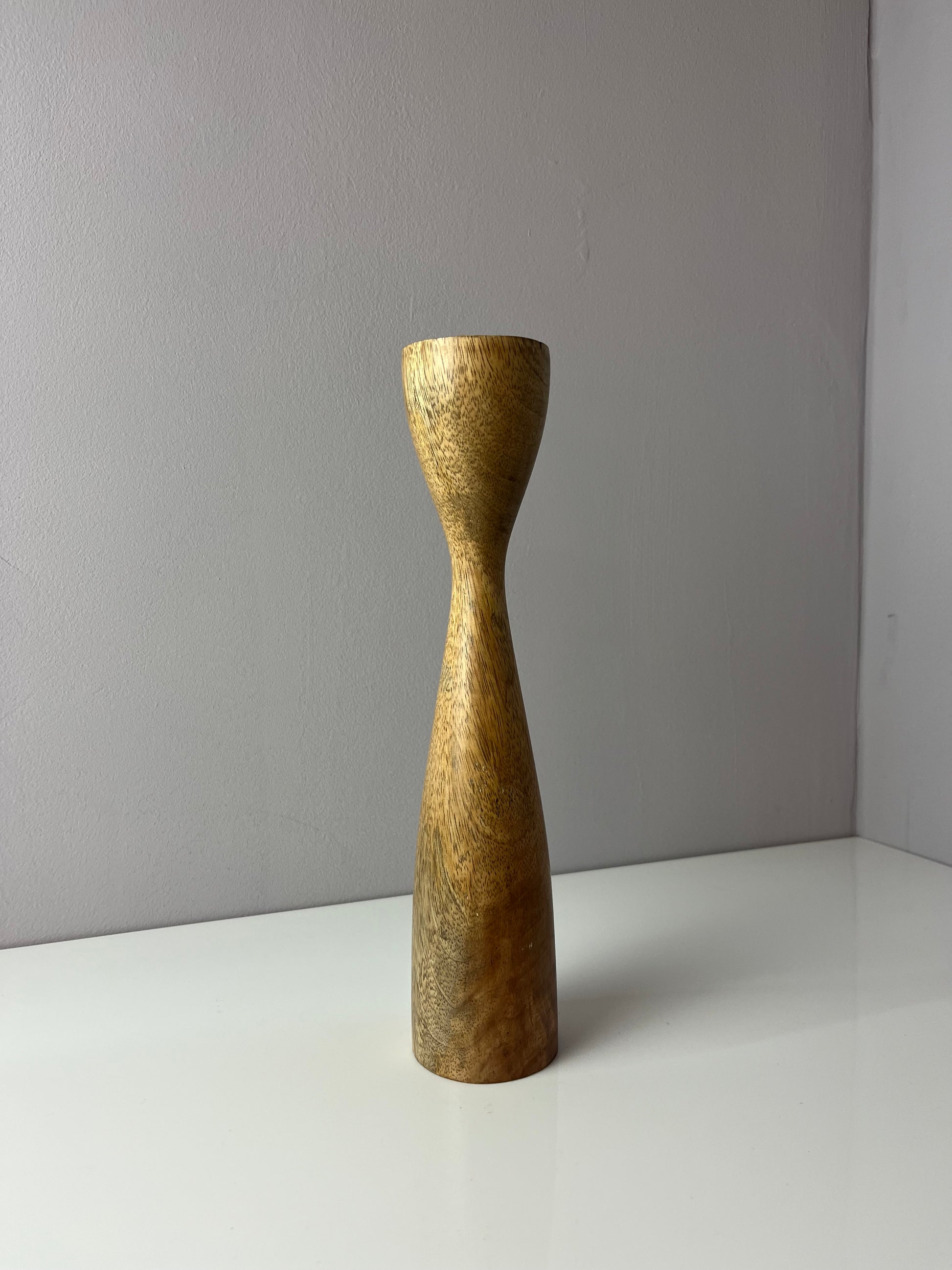 Hoher Kerzenständer Holz