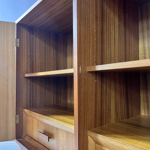 Schrank mit innenliegenden Schubladen Teak aus Dänemark