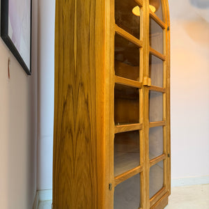 Rundbogen Vitrine Teak von Dyrlund