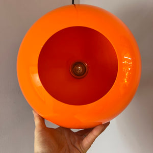Große Kugellampe orange Kunststoff mit Chromstab