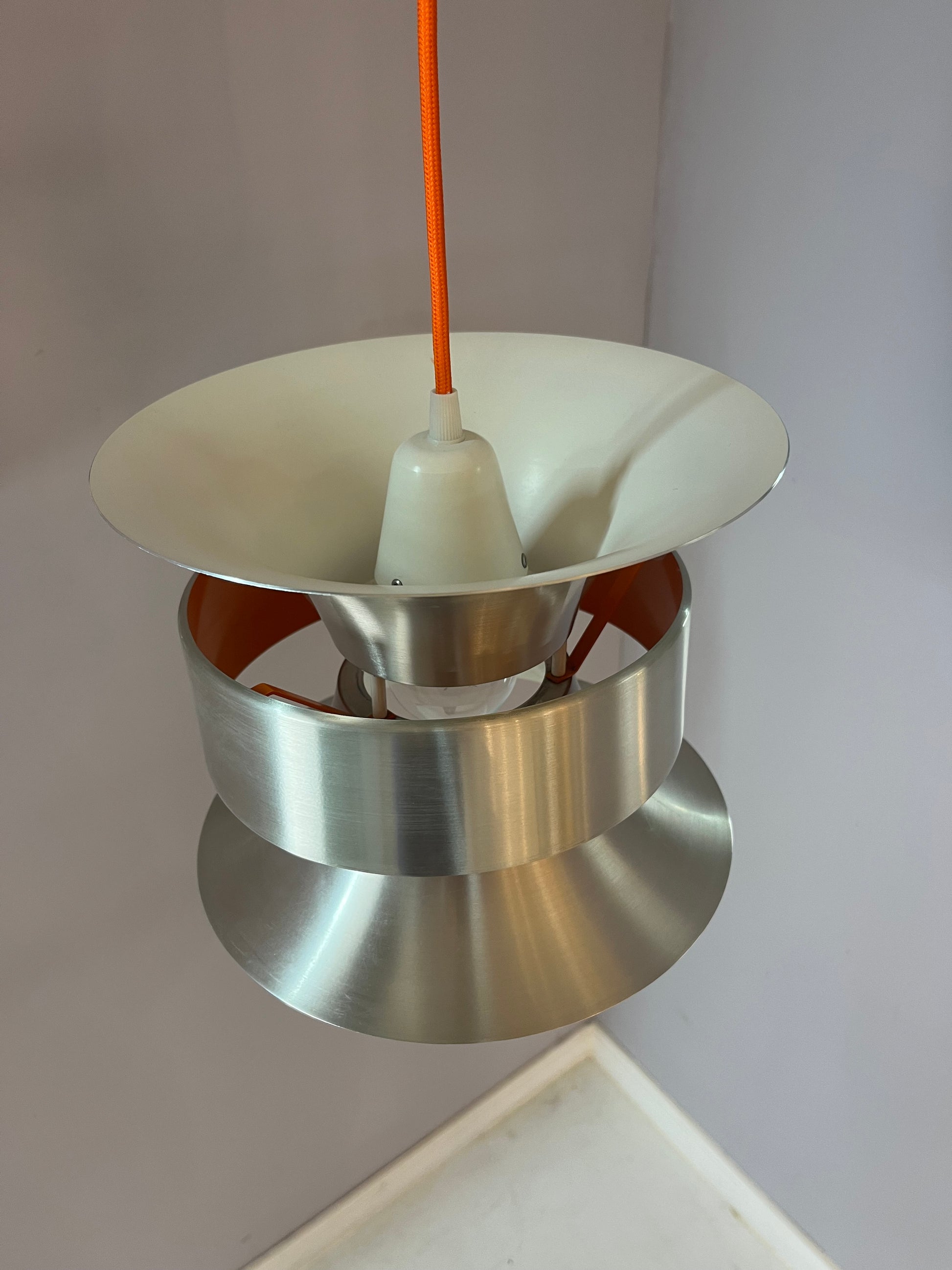 Lamellenlampe Diabolo silber orange von Carl Thore für Granhaga