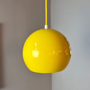 Kugellampe gelb aus Dänemark