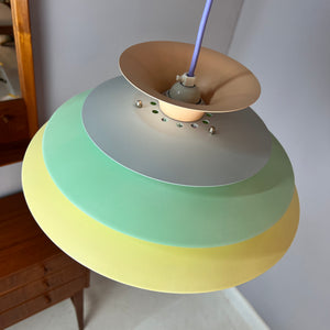 Lamellenlampe neu lackiert pastell aus Dänemark