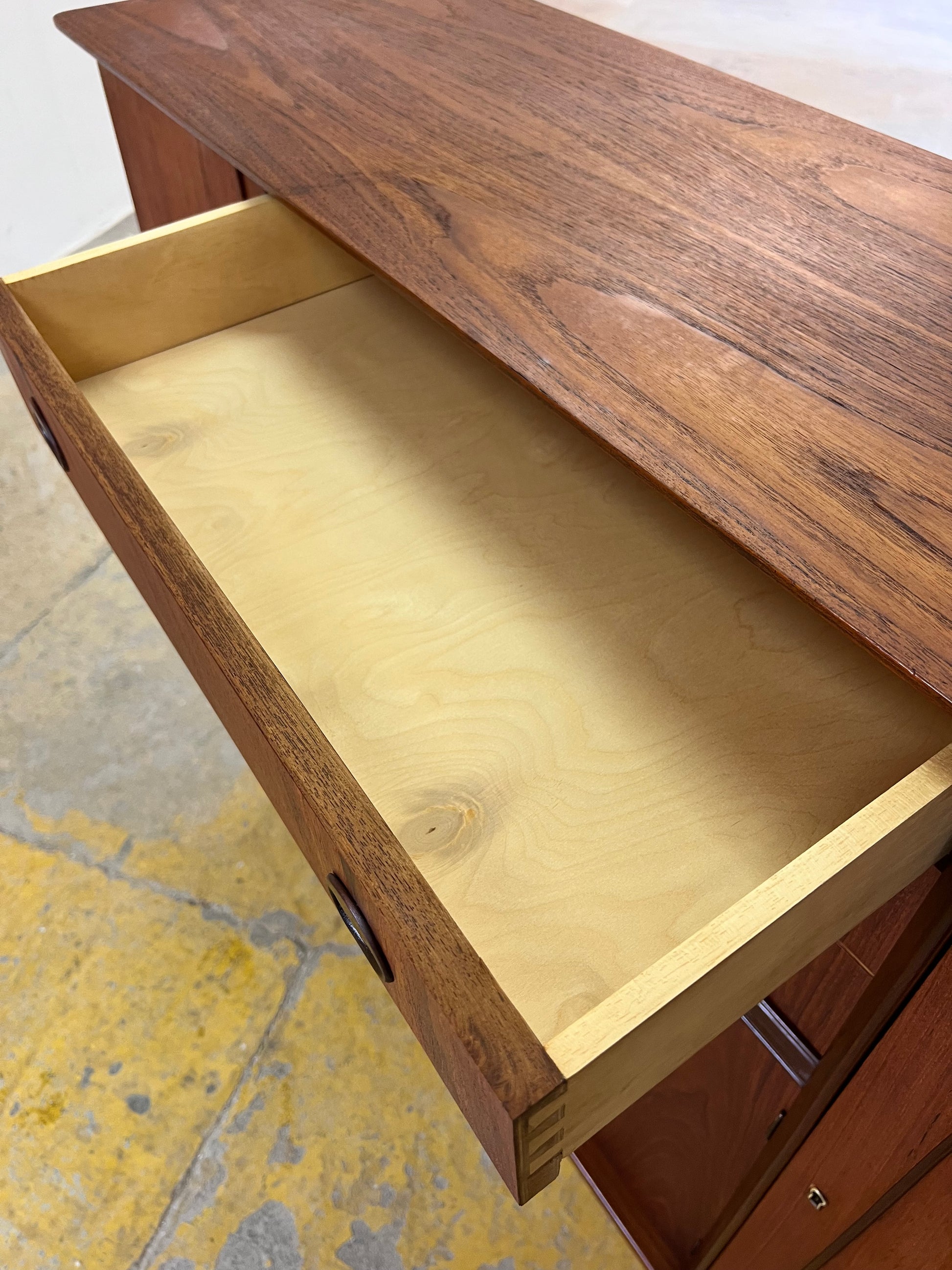 Highboard / Flurschrank Teak aus Dänemark