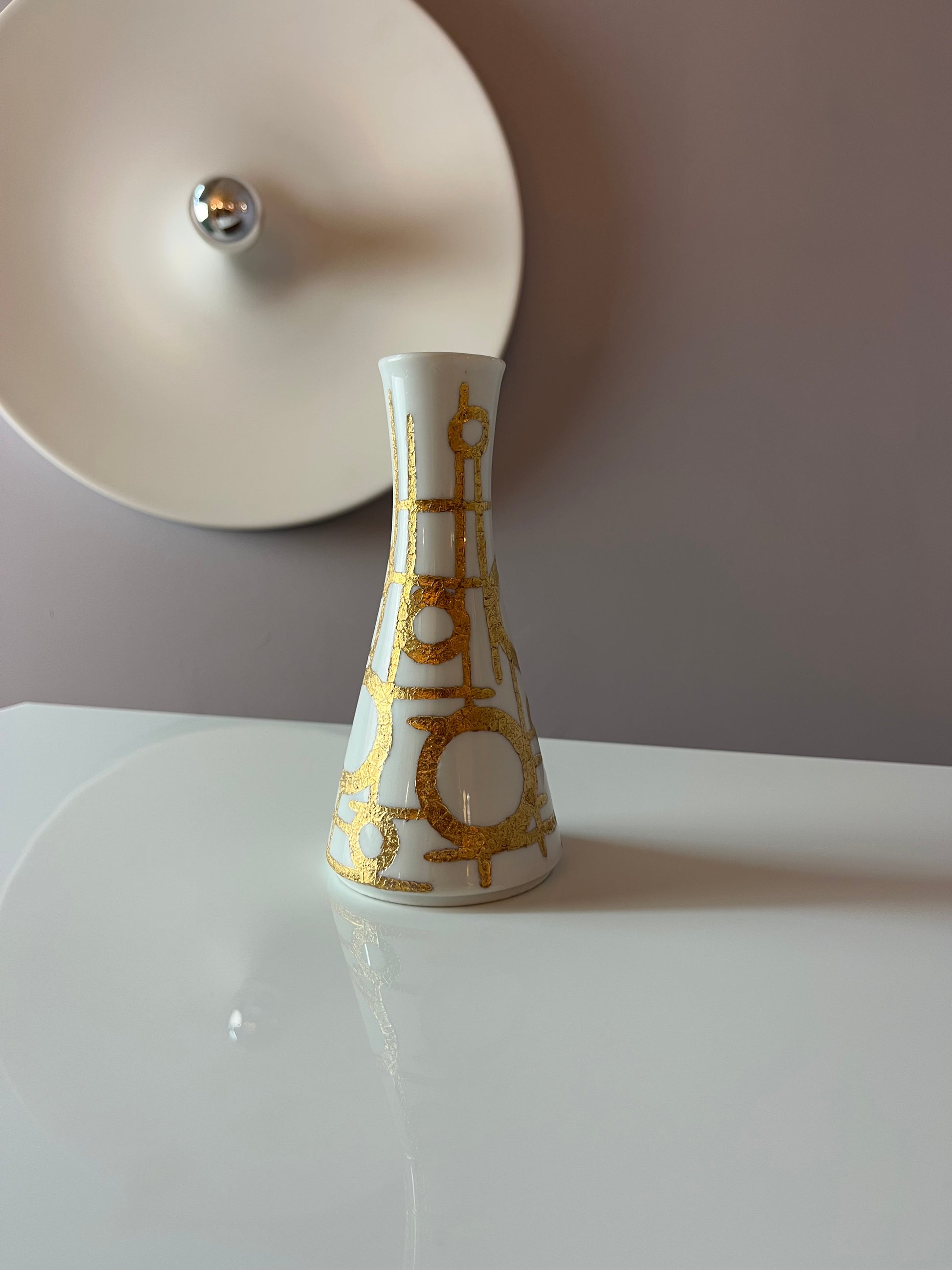Vase weiß gold von Vera Kristansen für Lilien Porzellan