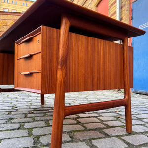 Freistehender Schreibtisch Modell 75 Teak von Gunni Omann für Omann Jun