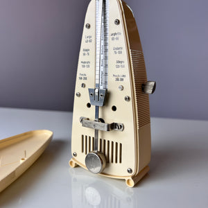 Metronom Taktell Piccolo creme von Wittner