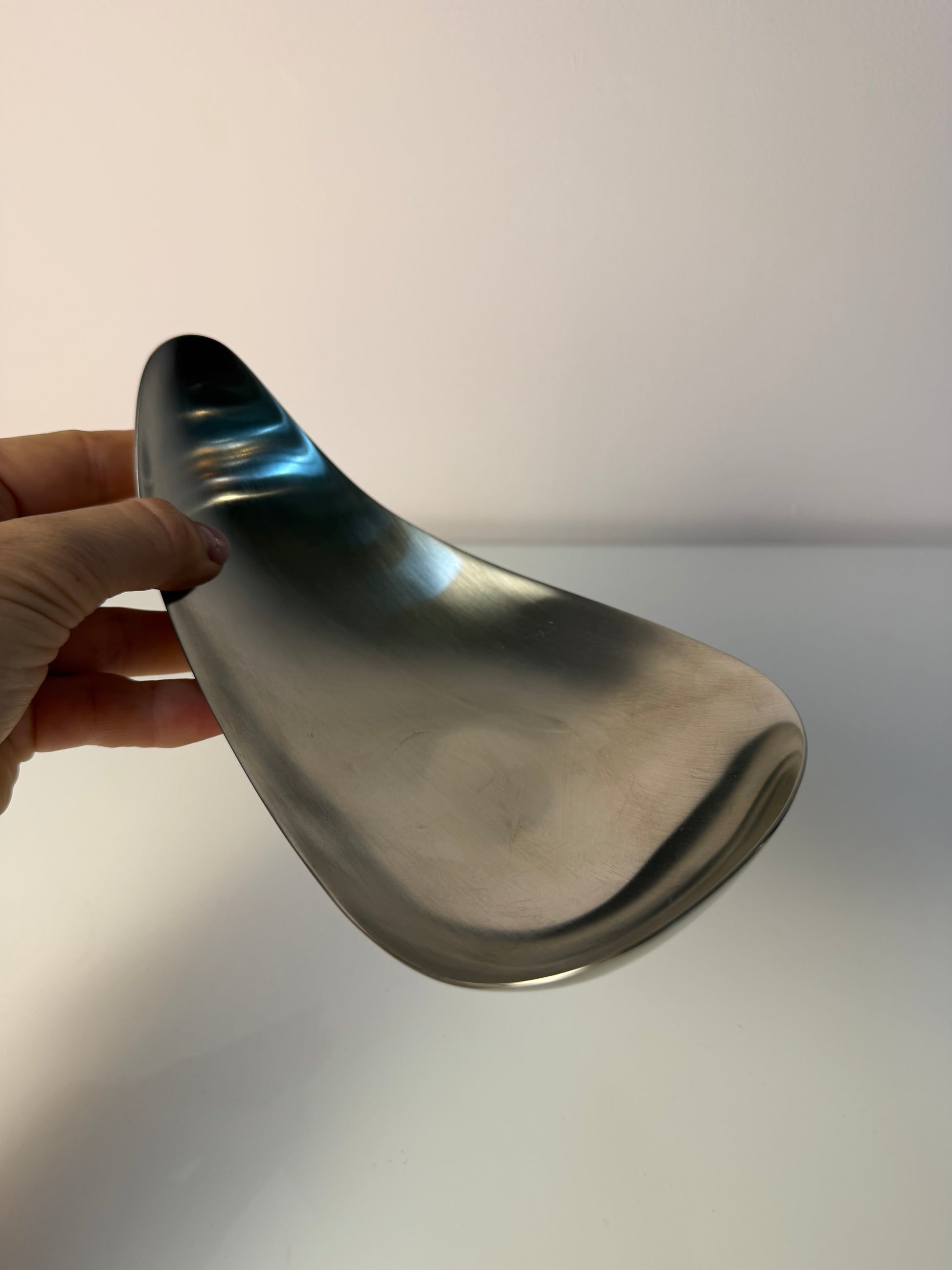 Servierschalen Leaf medium von Helle Damkjær für Georg Jensen