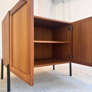 Schrank Teak von H. W. Klein für Bramin
