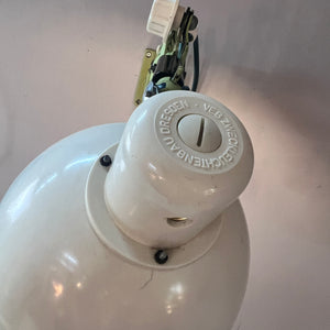 Scherenlampe mint creme von VEB Zweckleuchtenbau Dresden