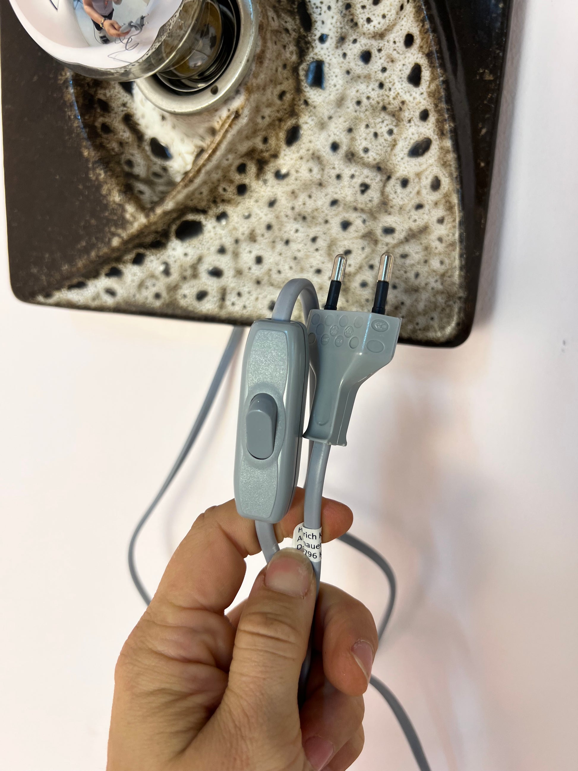 Wandlampe braun weiß Keramik von WGP PAN