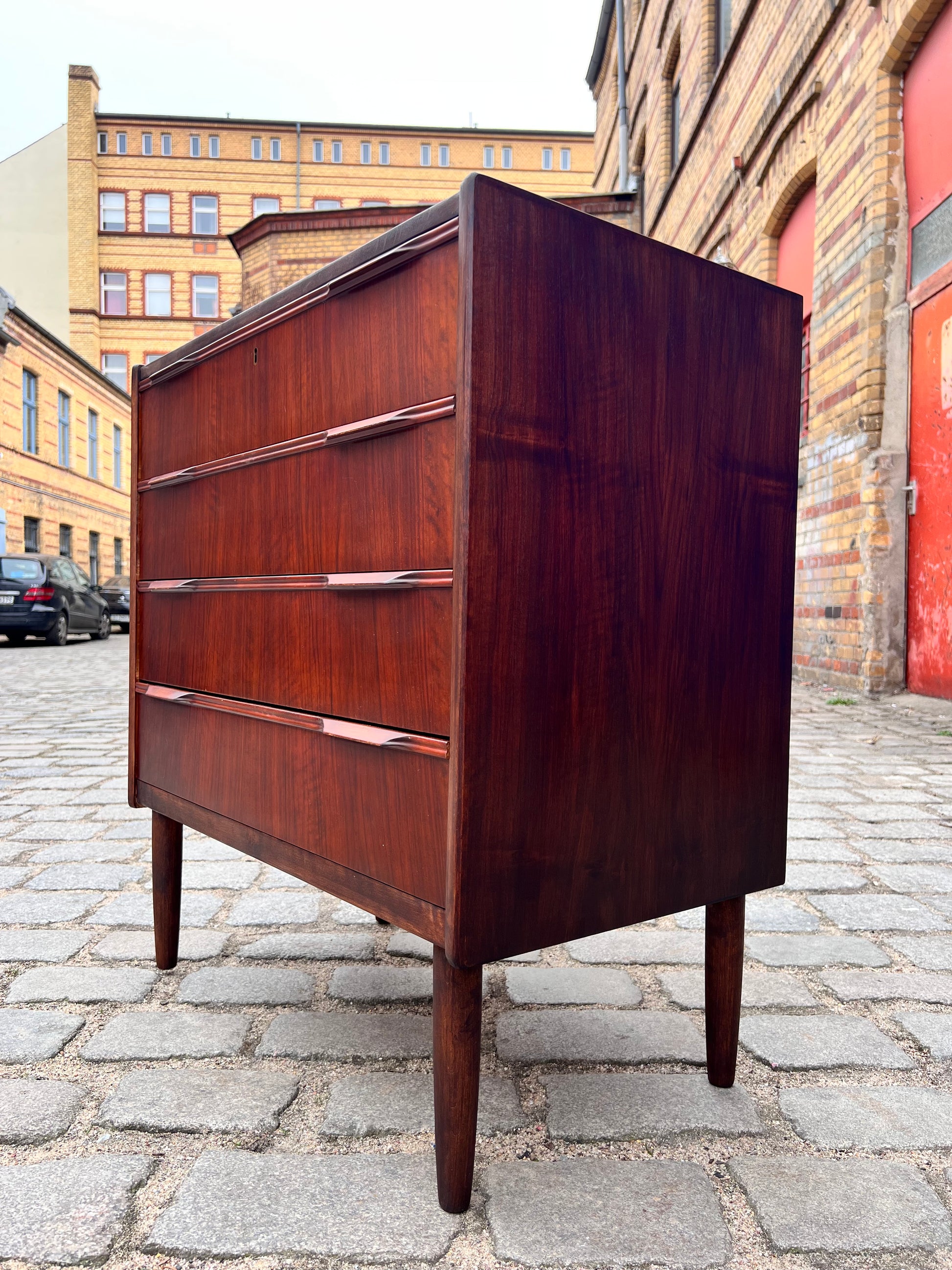 Kommode dunkelbraun aus Dänemark