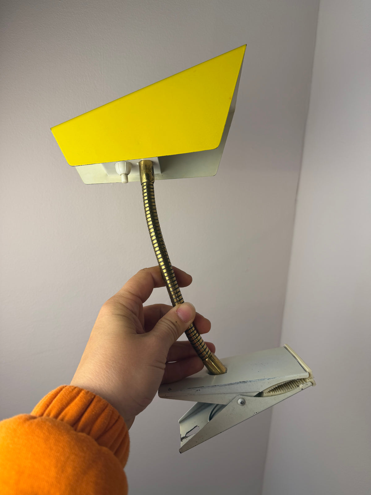 Klemmlampe gelb gold von HOSO (Hoffmeister & Sohn)