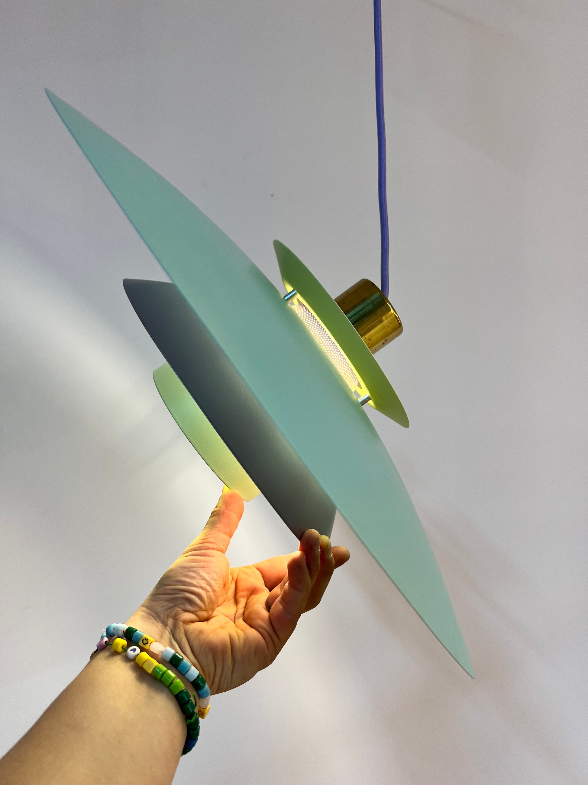 Lamellenlampe neu lackiert, Dänemark