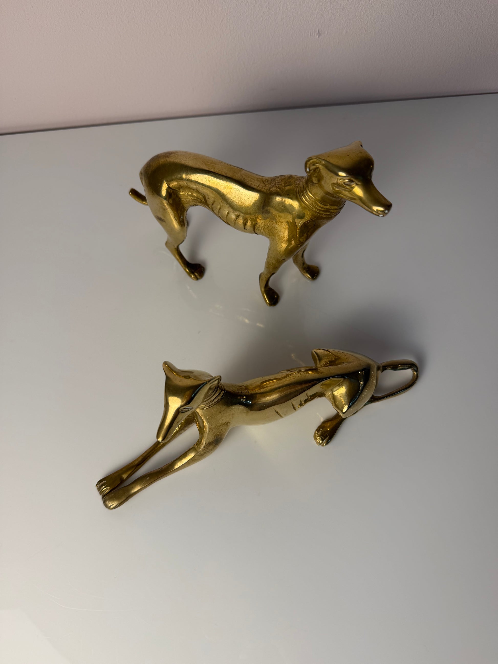 Set: 2 Windhunde Messing aus Dänemark