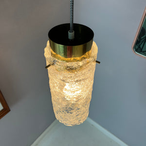 Hängelampe Eisglas Messing von J.T. Kalmar für Kalmar Franken KG