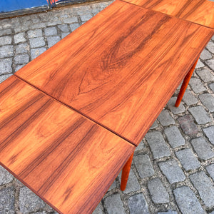 Kleiner ausziehbarer Esstisch Teak aus Dänemark