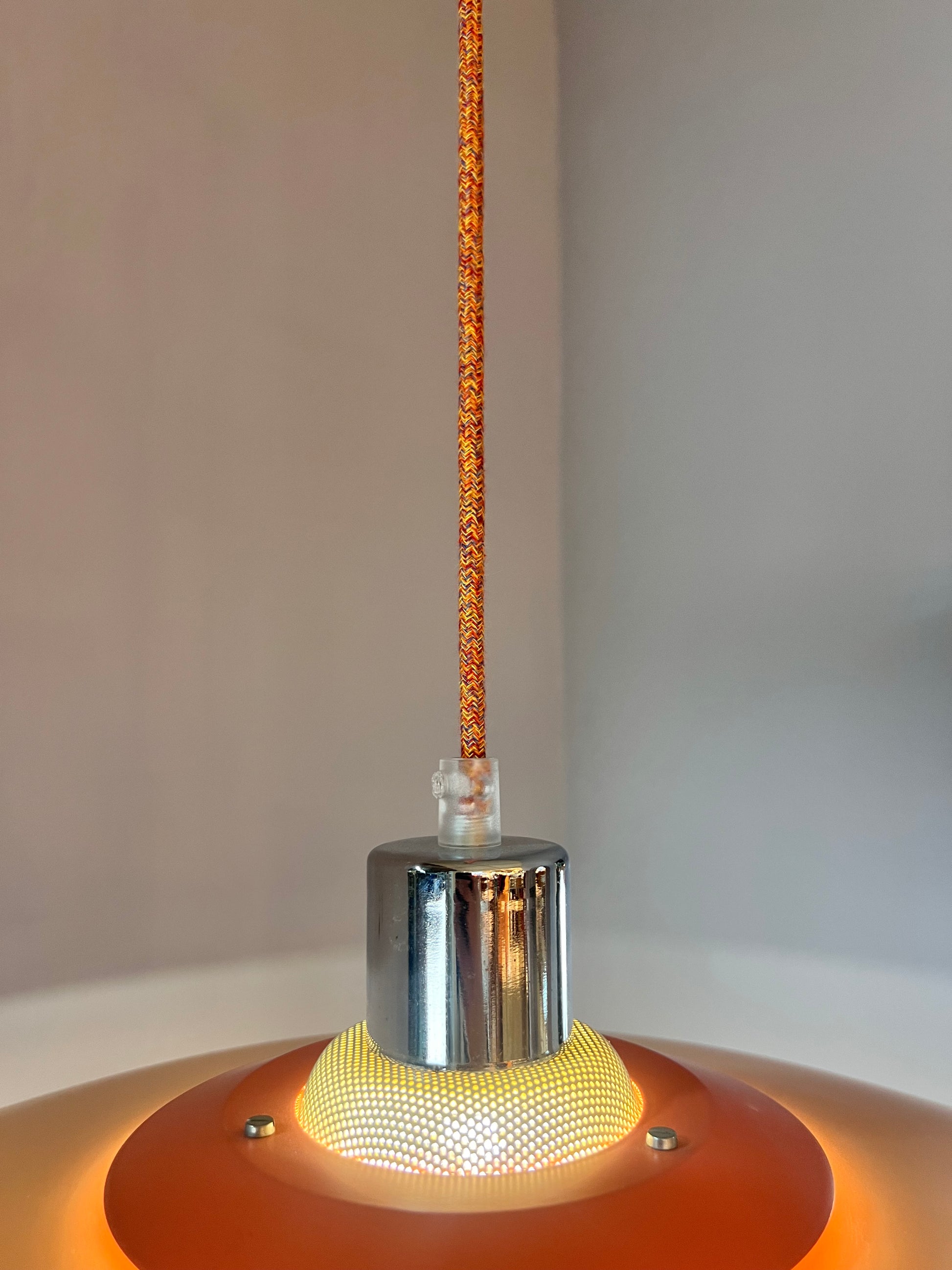Lamellenlampe neu lackiert peach