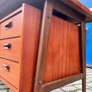 Freistehender Schreibtisch Teak von VKW Möbel