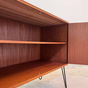 Schrank Teak auf Hairpinlegs