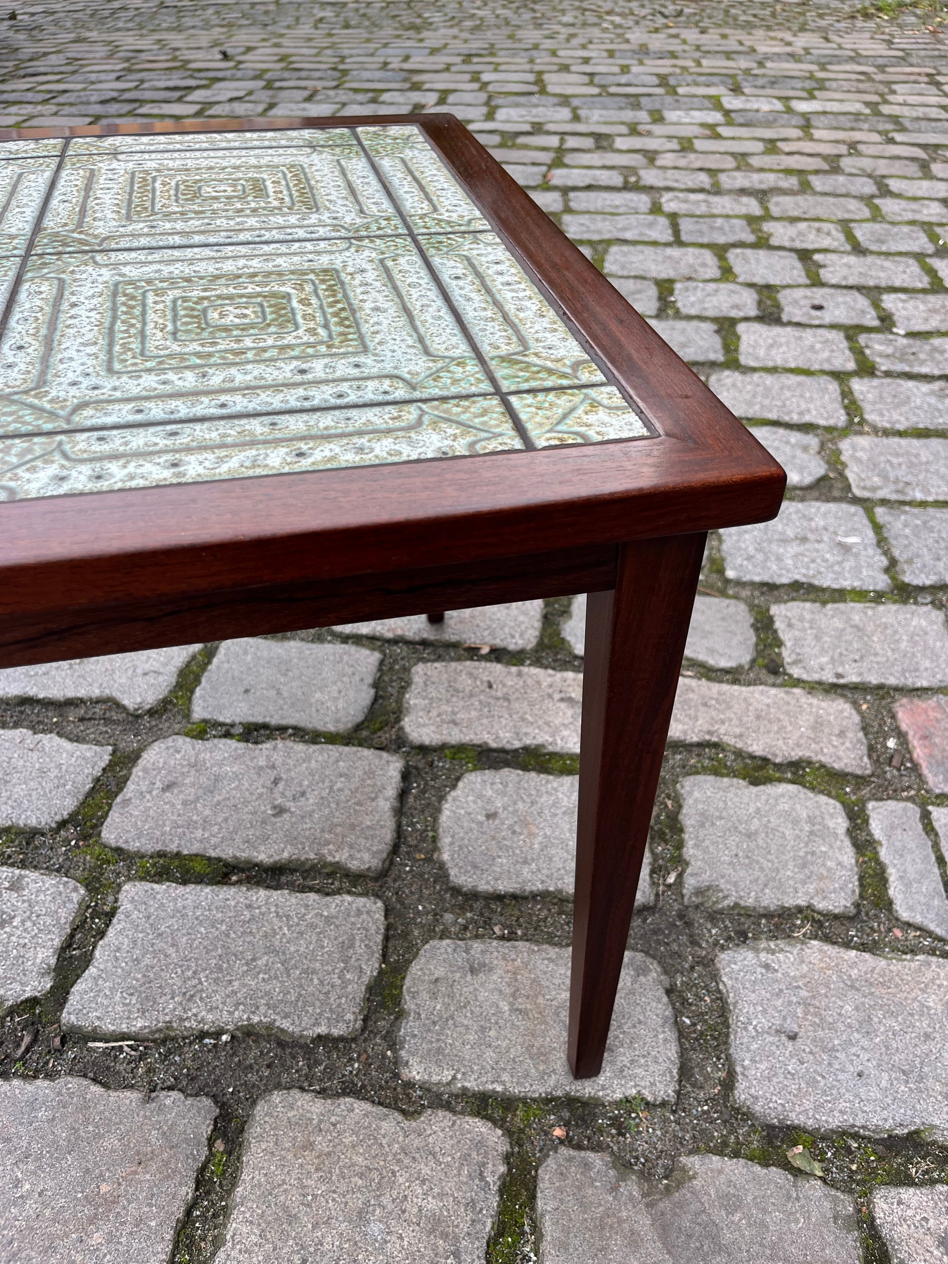 Beistelltisch Fliesen Palisander aus Dänemark von Kvalitet, Form & Funktion