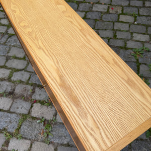 Schrank Typ 605 Esche mit neuen Chromfüßen von Hellerau