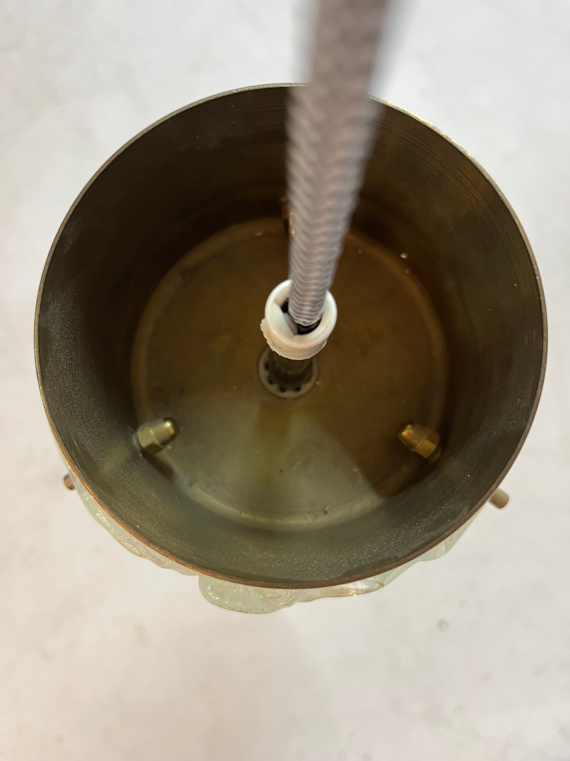 Hängelampe Eisglas Messing von J.T. Kalmar für Kalmar Franken KG