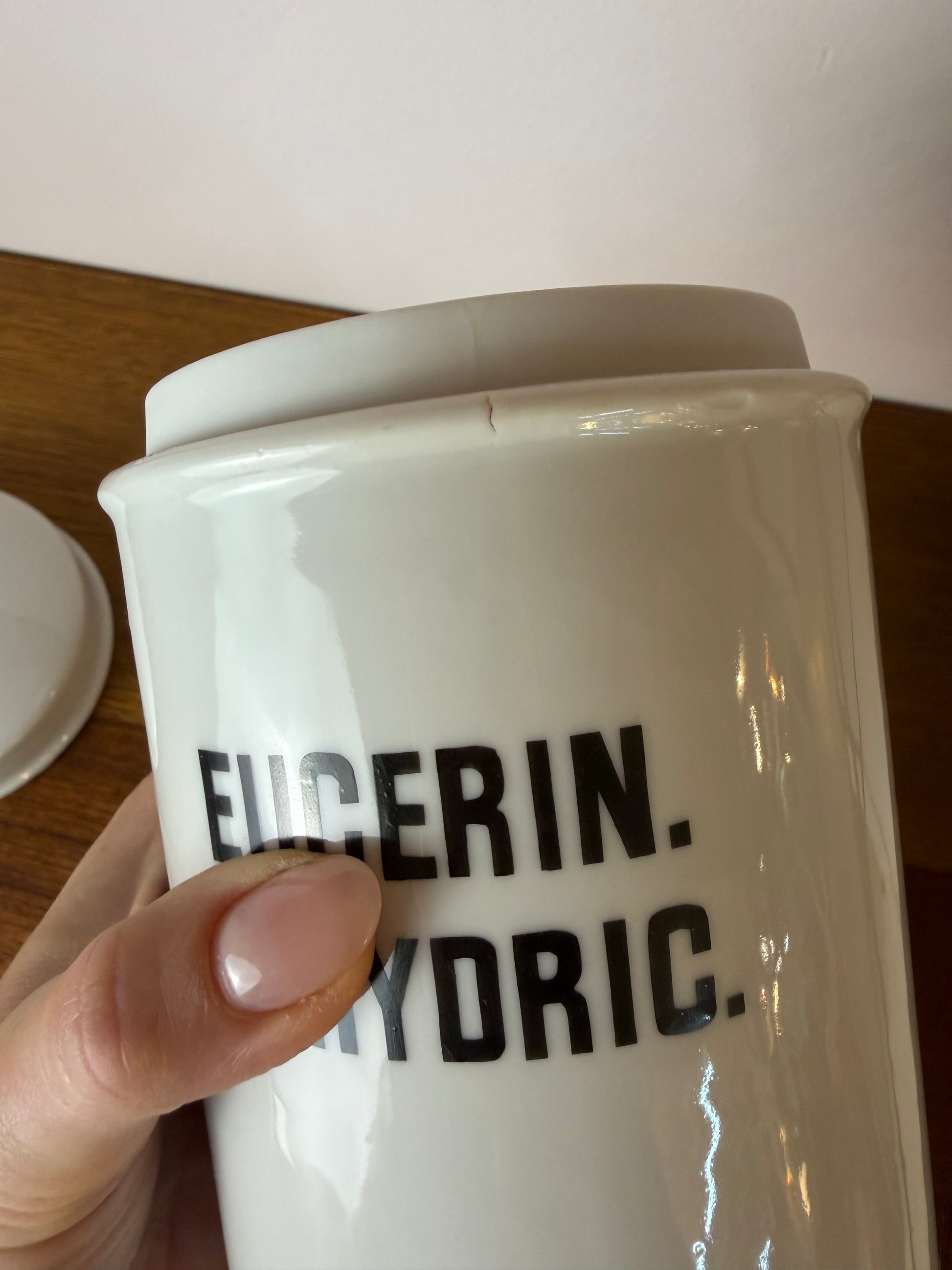 Apothekerdose Eucerin. Anhydric. weiß Porzellan - 1000 ml