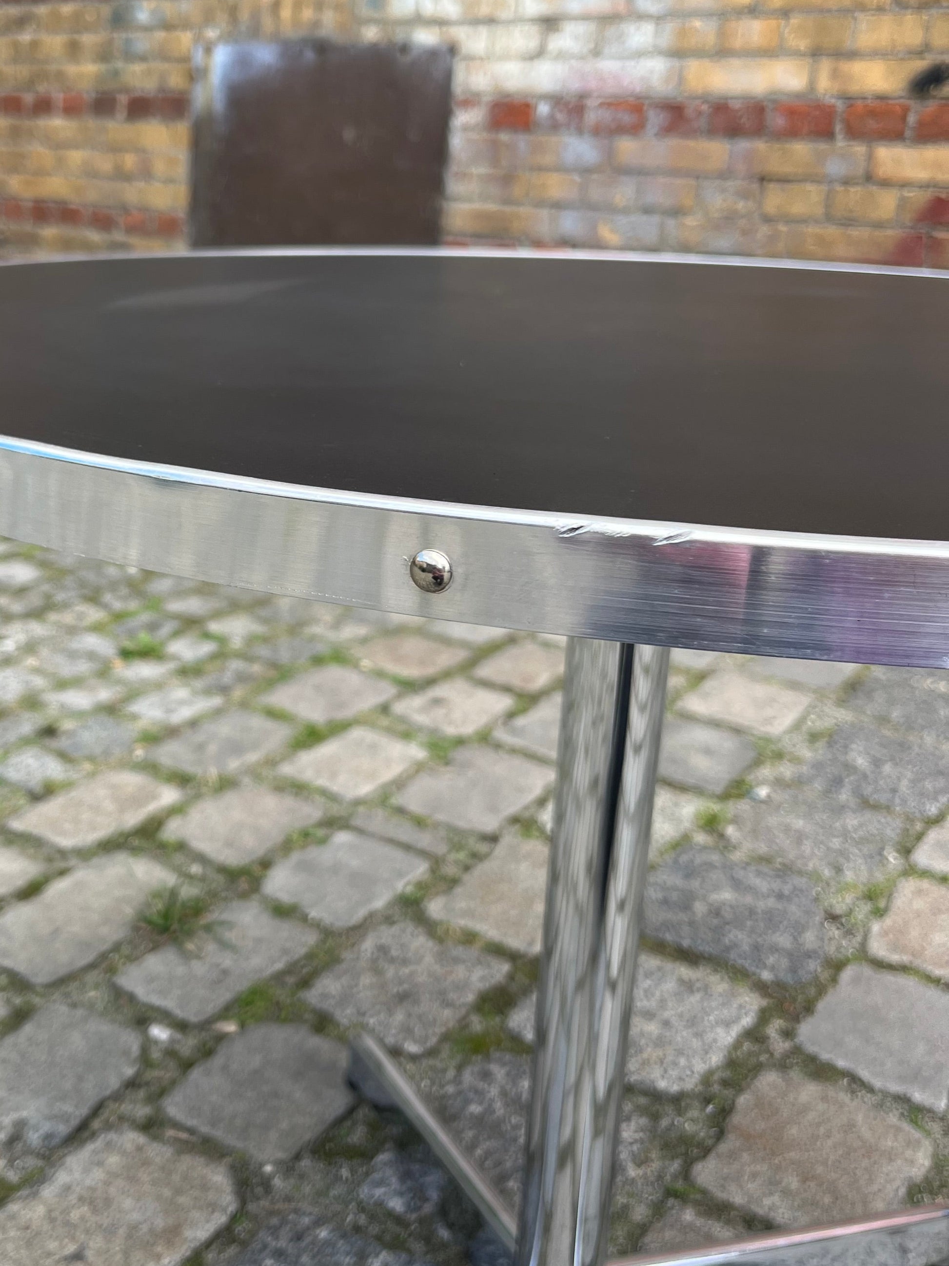 Couchtisch schwarz Linoleum Chrom von Mauser
