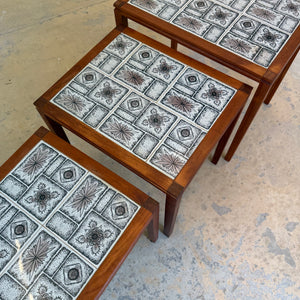 Set: 3 Satztische Teak & Fliesen aus Dänemark