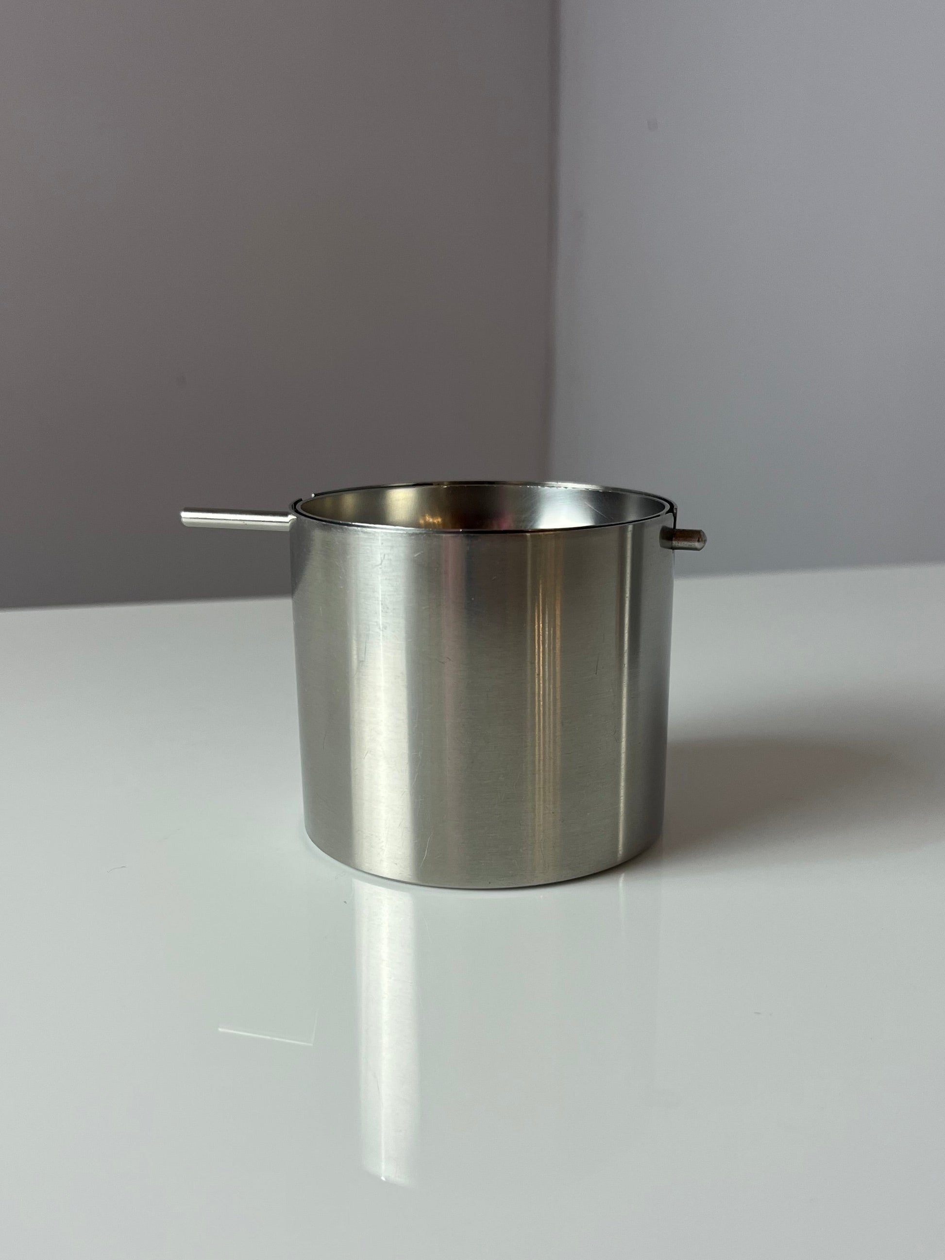 Aschenbecher Edelstahl von Arne Jacobsen für Stelton