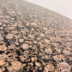 Runder Esstisch Granit Chrom von Giotto Stoppino