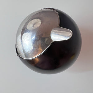 Kugelaschenbecher schwarz Chrom von Quist