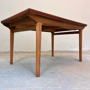 Ausziehbarer Esstisch Teak von Johannes Andersen