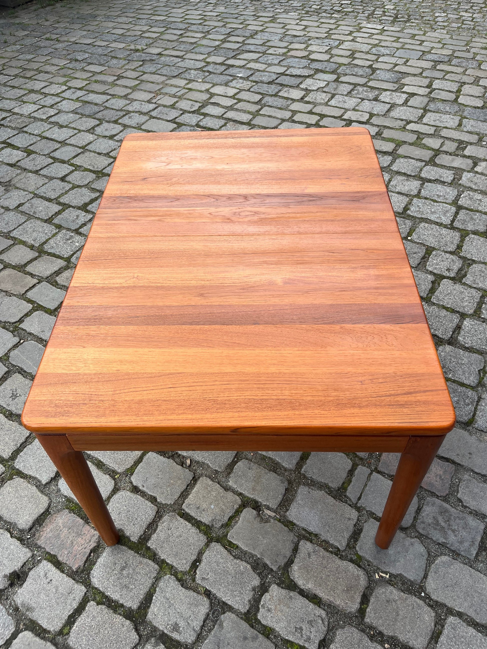 Esstisch Teak ausziehbar von Glostrup Vollholz