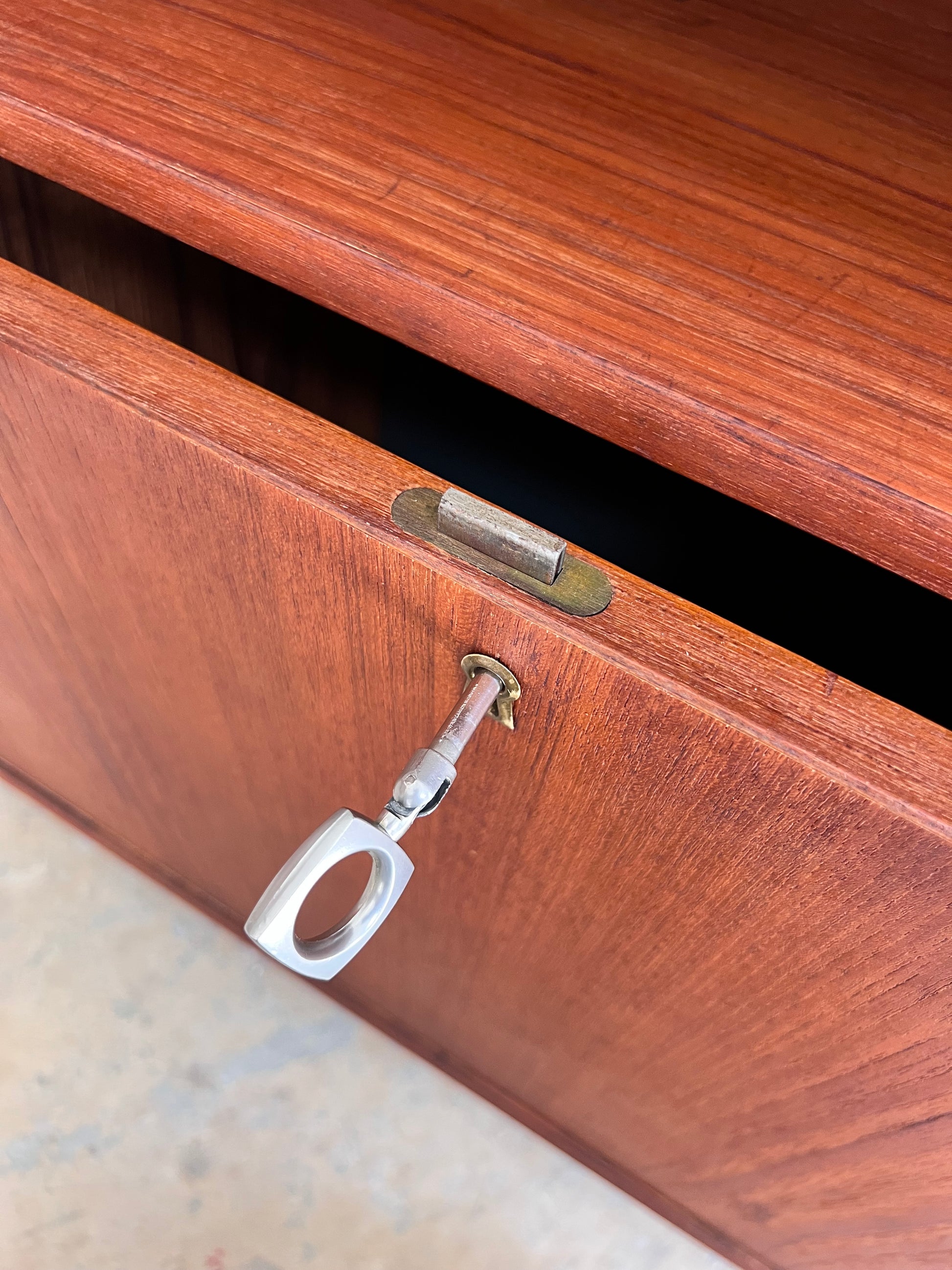 Bücherregal mit Klappfach Teak aus Dänemark