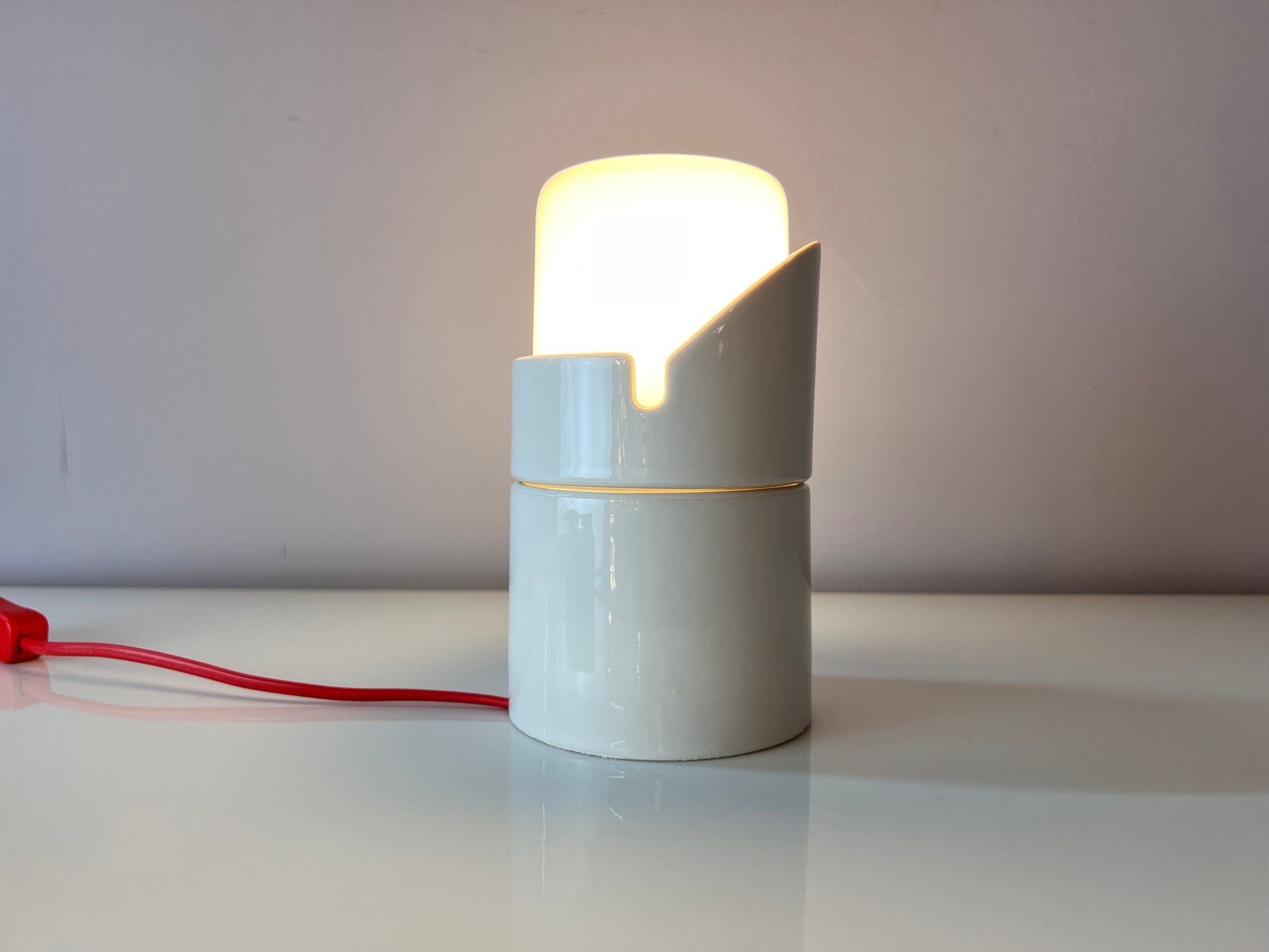 Wand-oder Tischlampe Modell 6050 weiß von Sigvard Bernadotte für Ifö