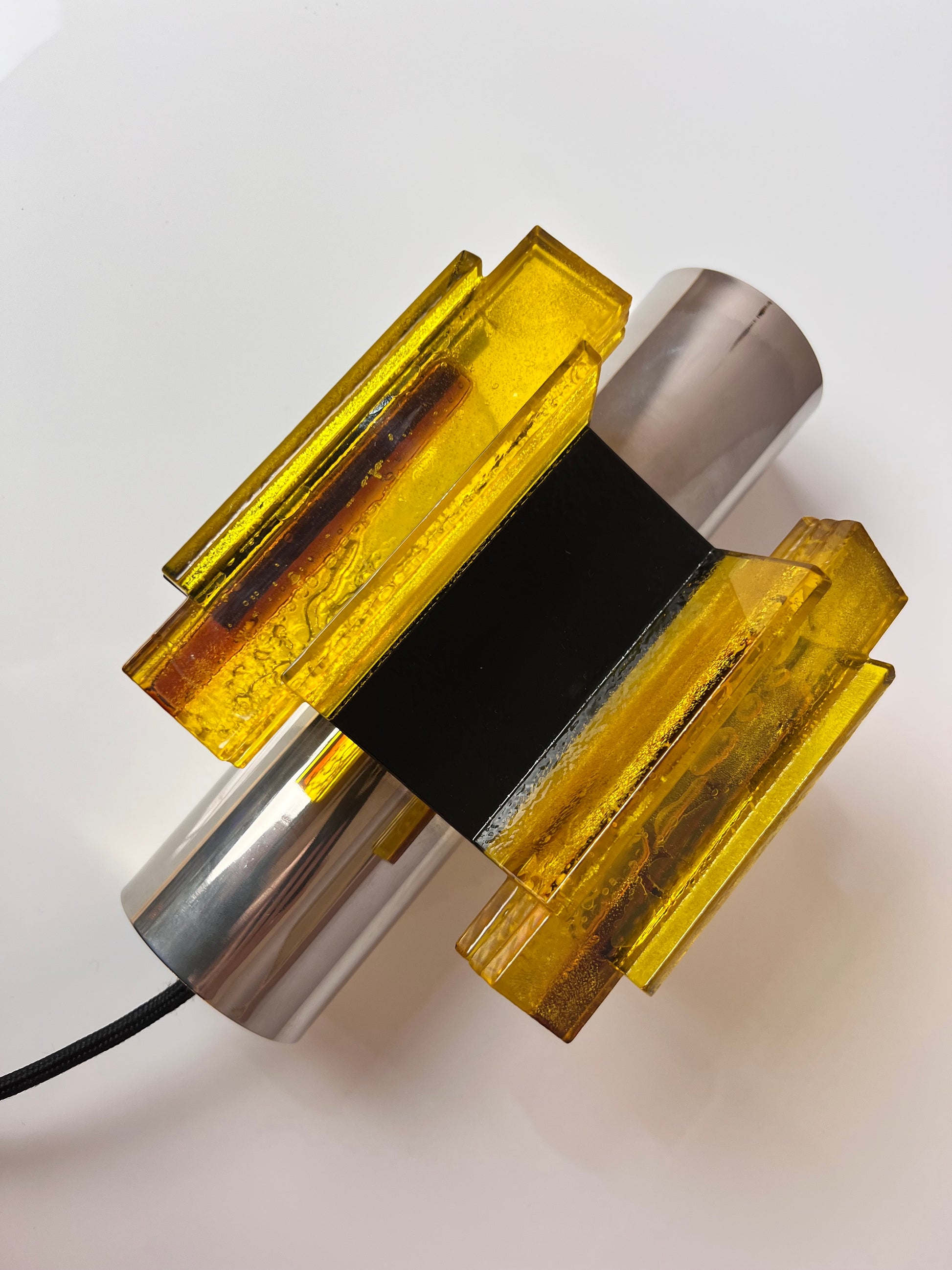 Wandlampe gelb schwarz von Claus Bolby für Cebo