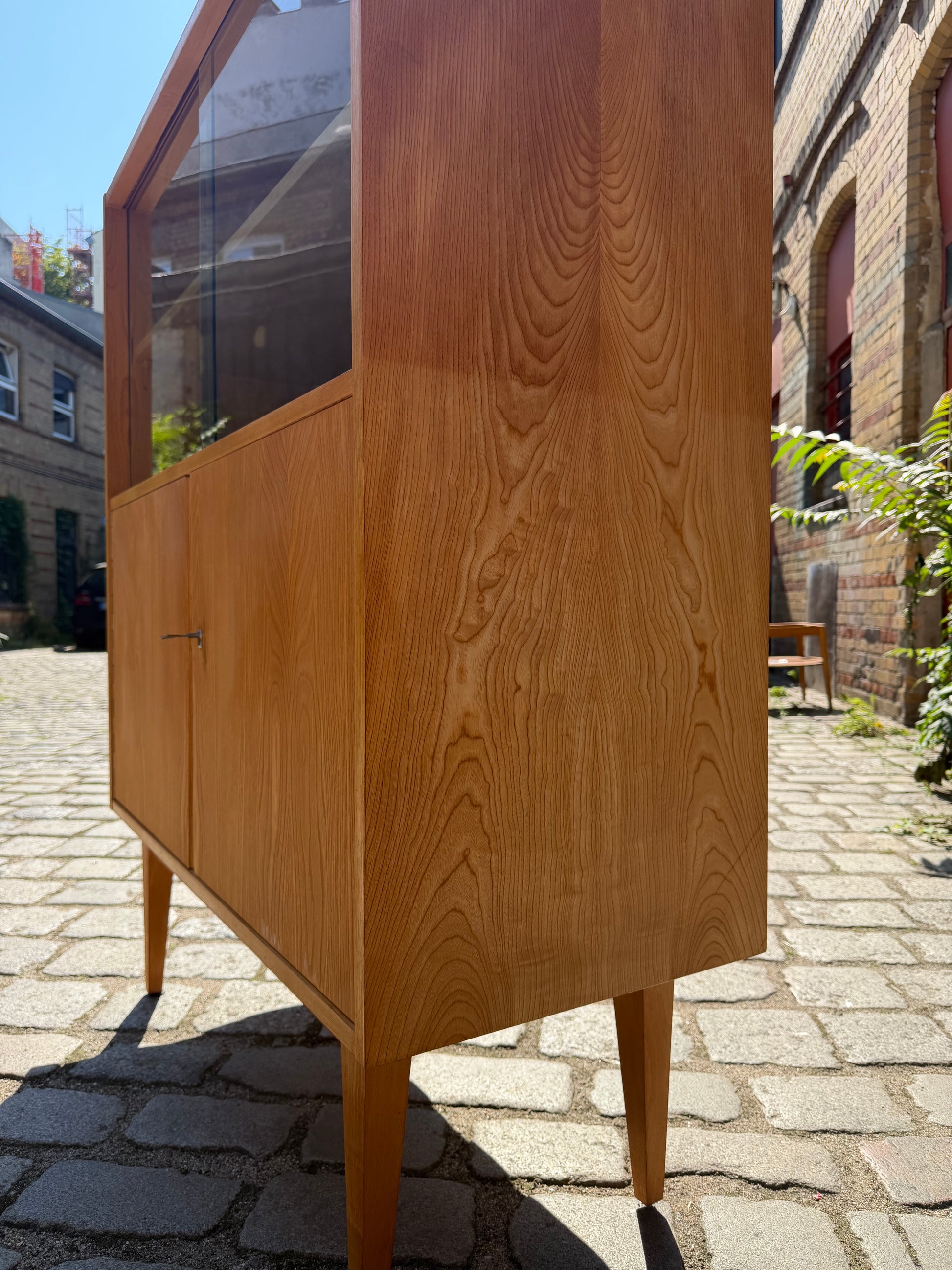 Vitrininenschrank 602/D Esche von Franz Ehrlich für Hellerau