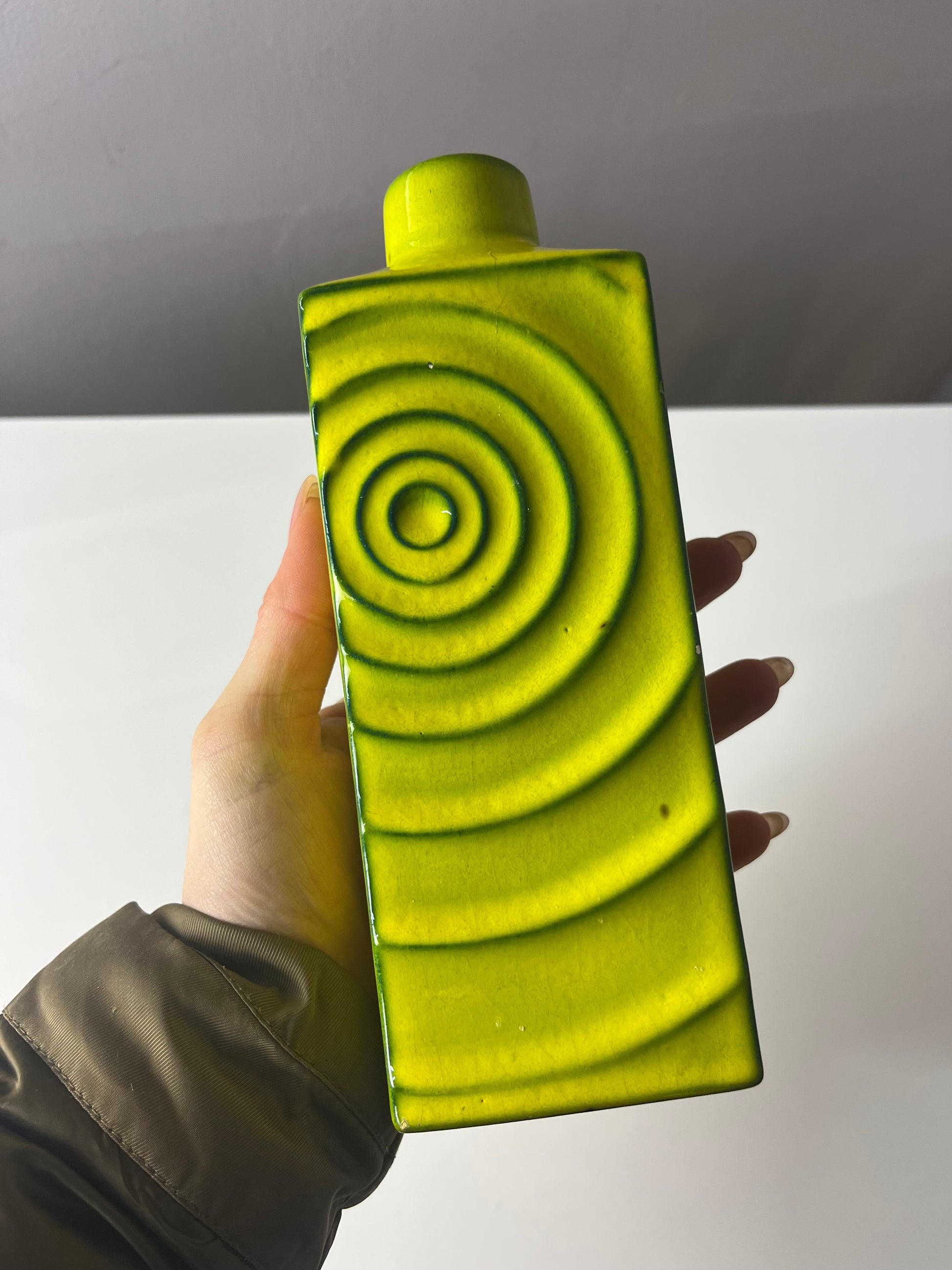 Vase Zyklon 213/20 grün von Cari Zalloni für Steuler