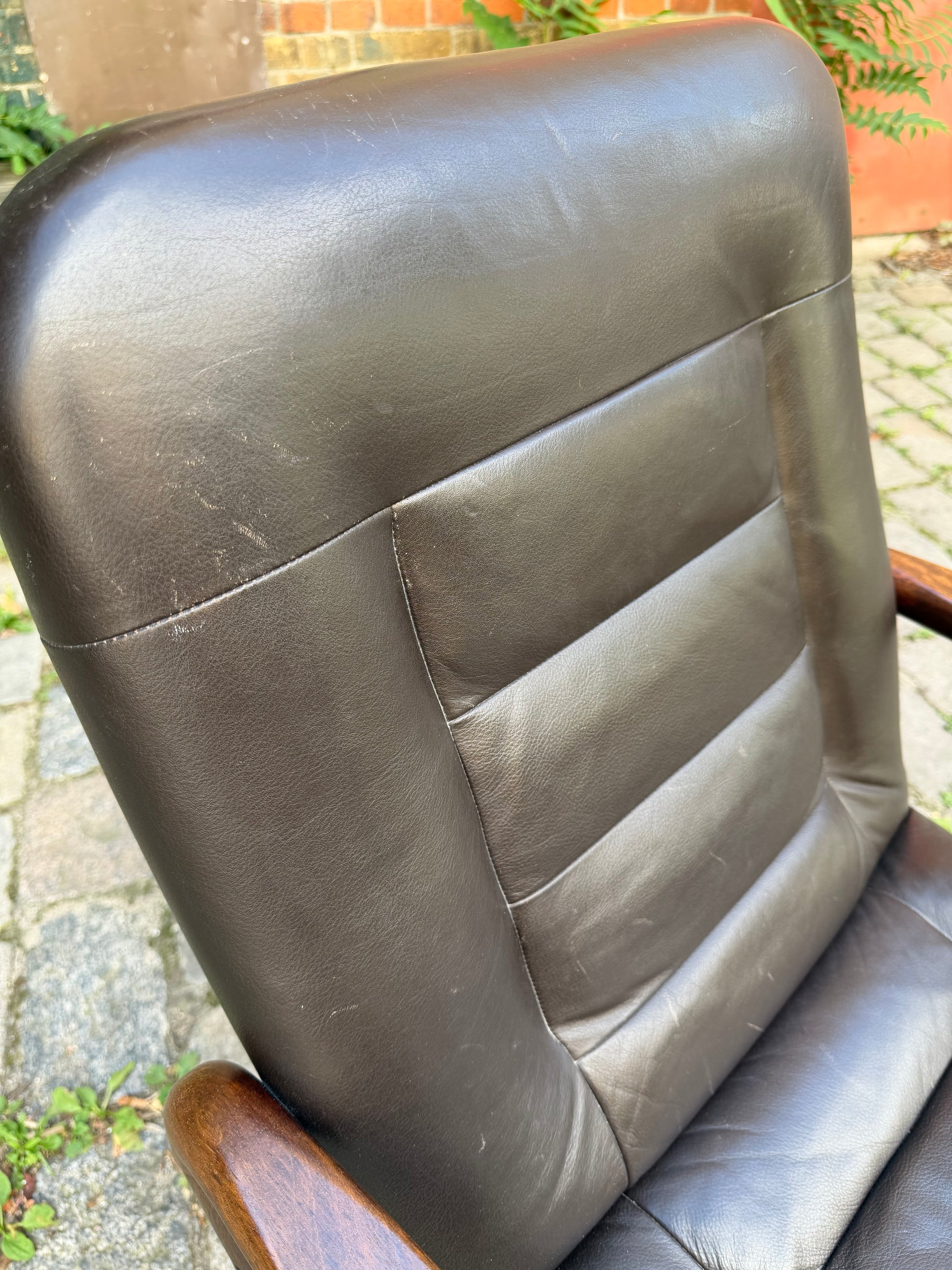 Sessel dunkelbraun Echtleder von Dyrlund