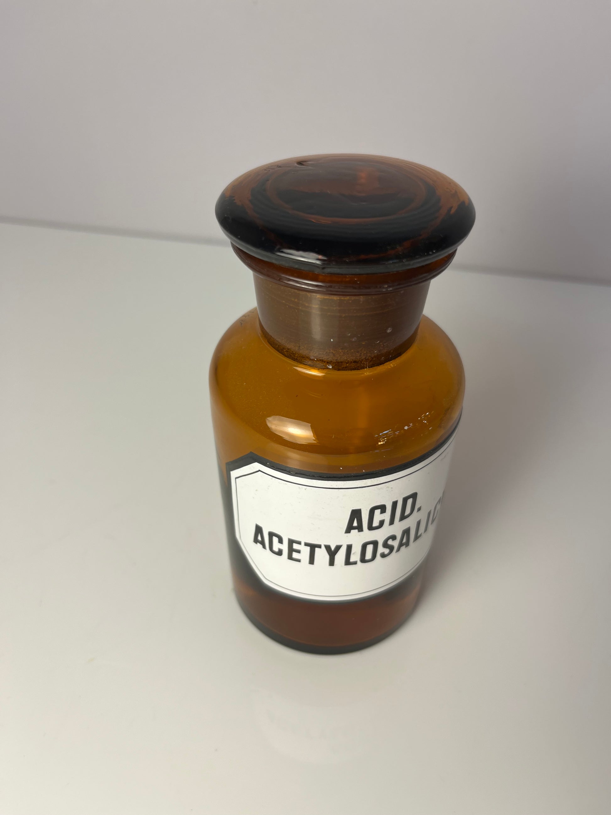 Apothekerglas Acid. Acetylosalicyl braun