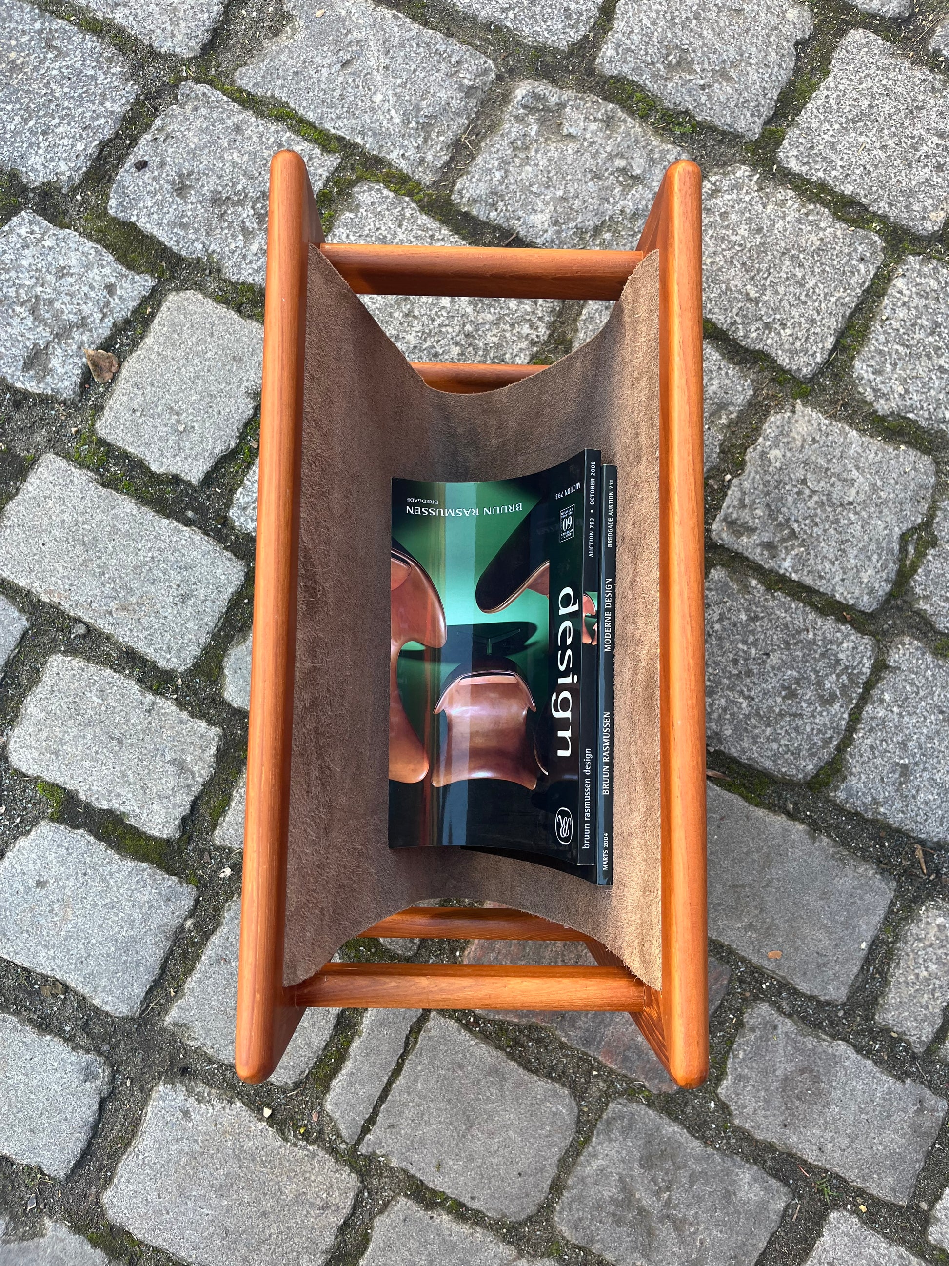 Zeitungsständer Teak Echtleder mit einem Fach von Aksel Kjersgaard für Salin Møbler