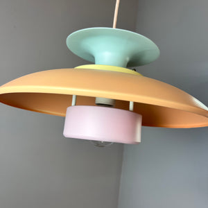 Lamellenlampe neu lackiert pastell-candy