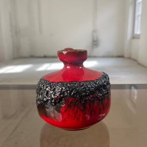 Vase 210 rot schwarz von Kreutz Keramik